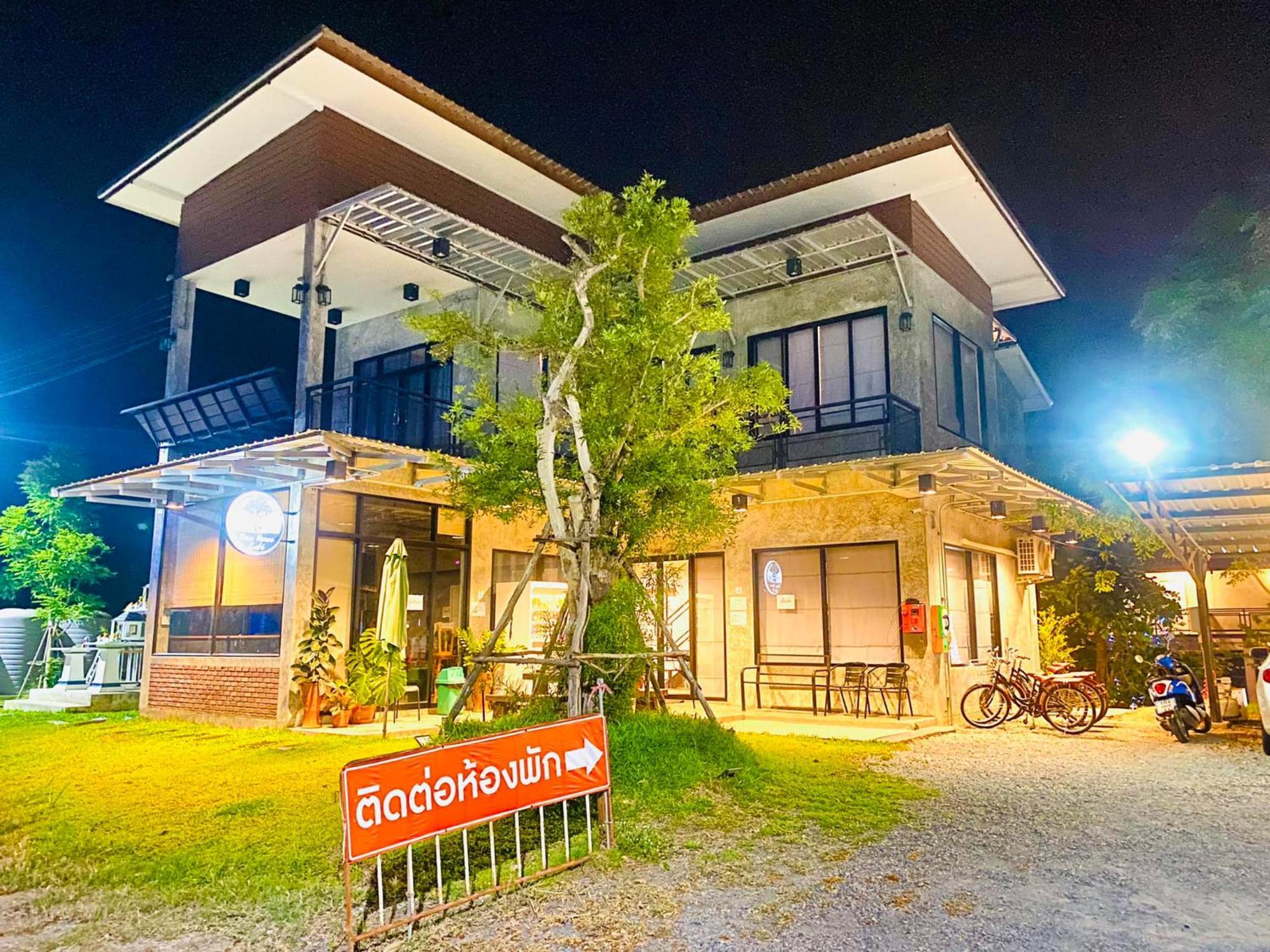 บ้านต้นไม้โฮมสเตย์อุทัยธานี Екстериор снимка