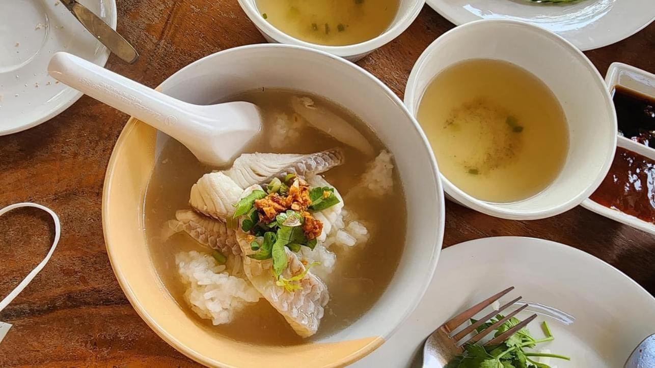 บ้านต้นไม้โฮมสเตย์อุทัยธานี Екстериор снимка